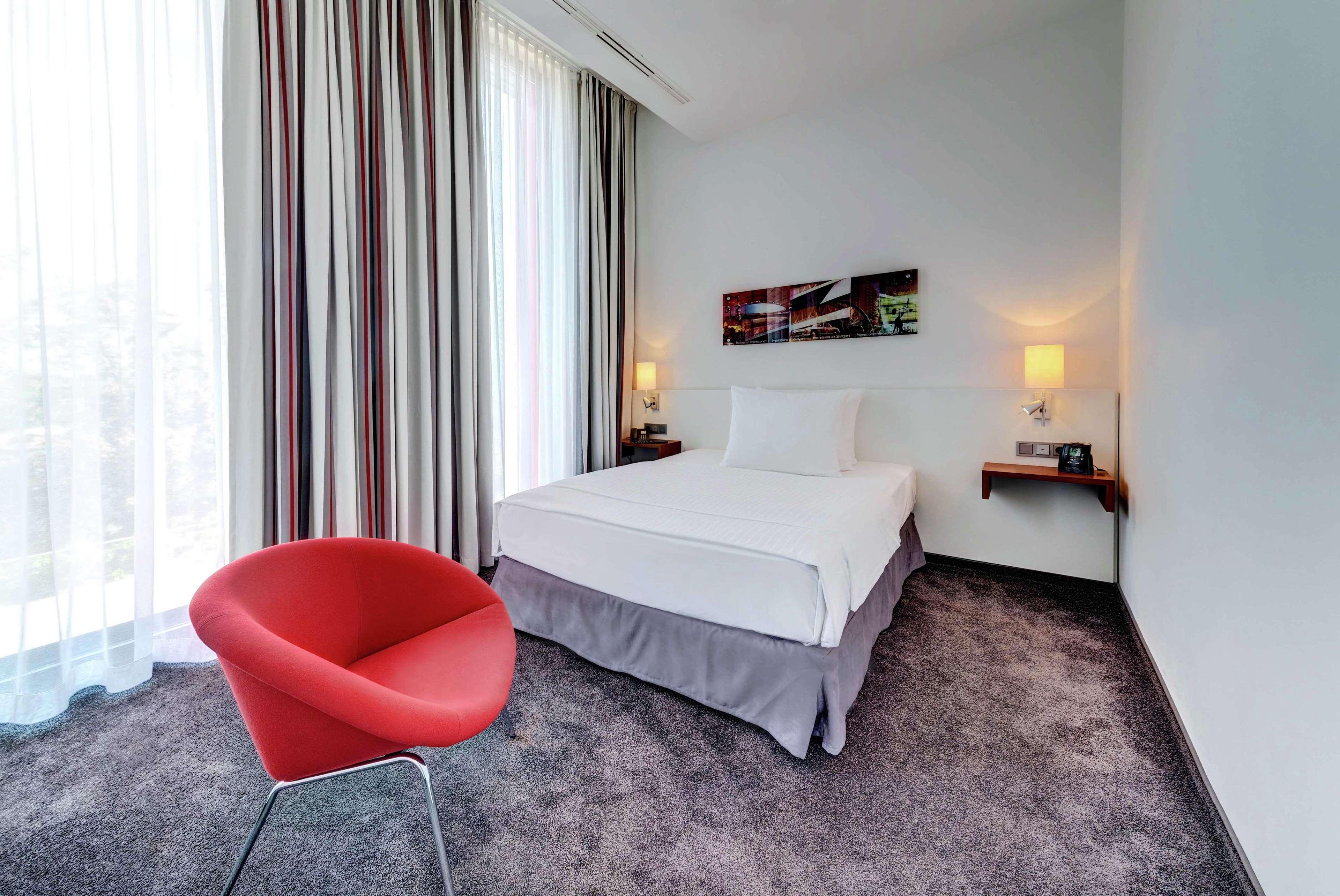 Hilton Garden Neckarpark 4*