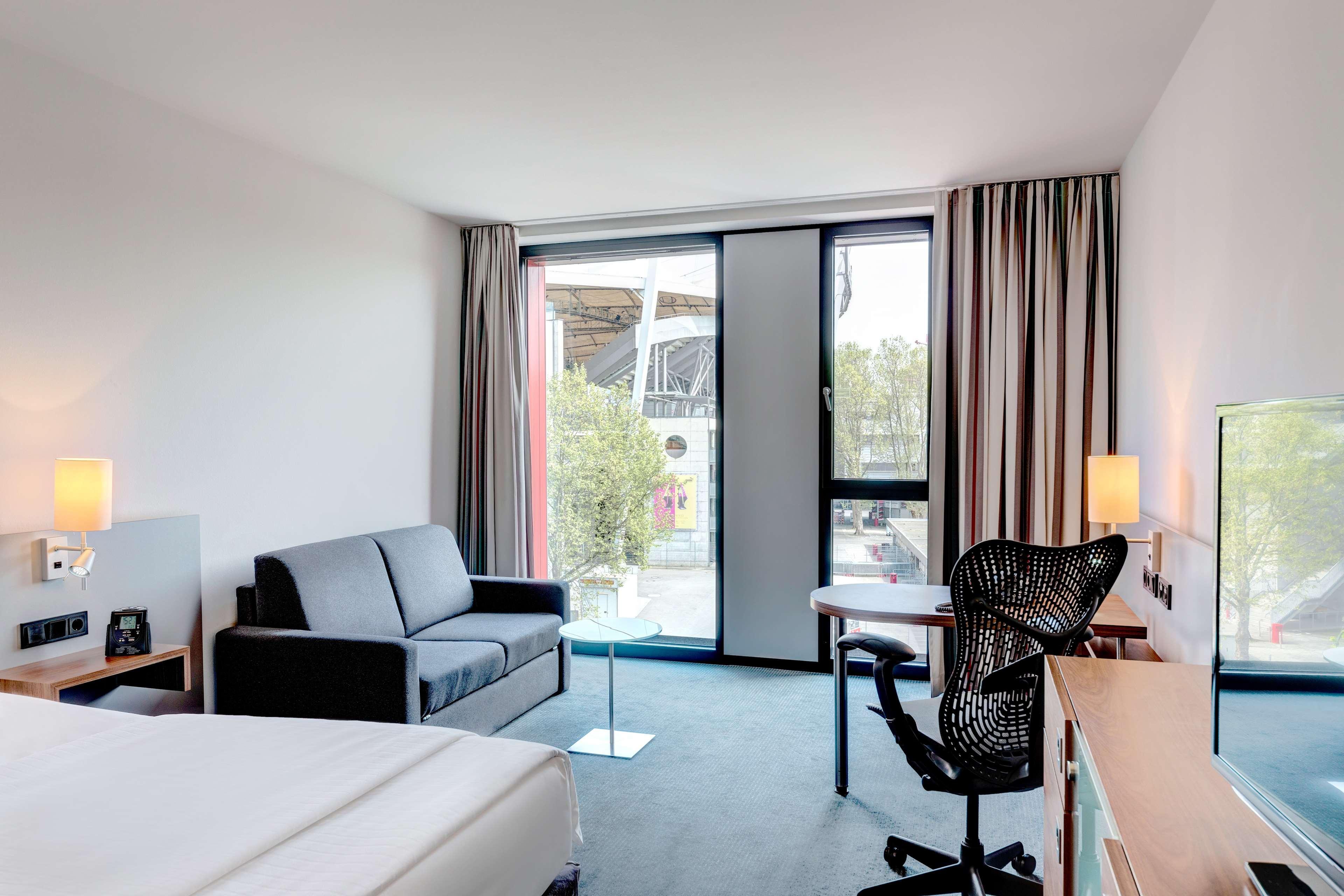 Hilton Garden Neckarpark Hotel