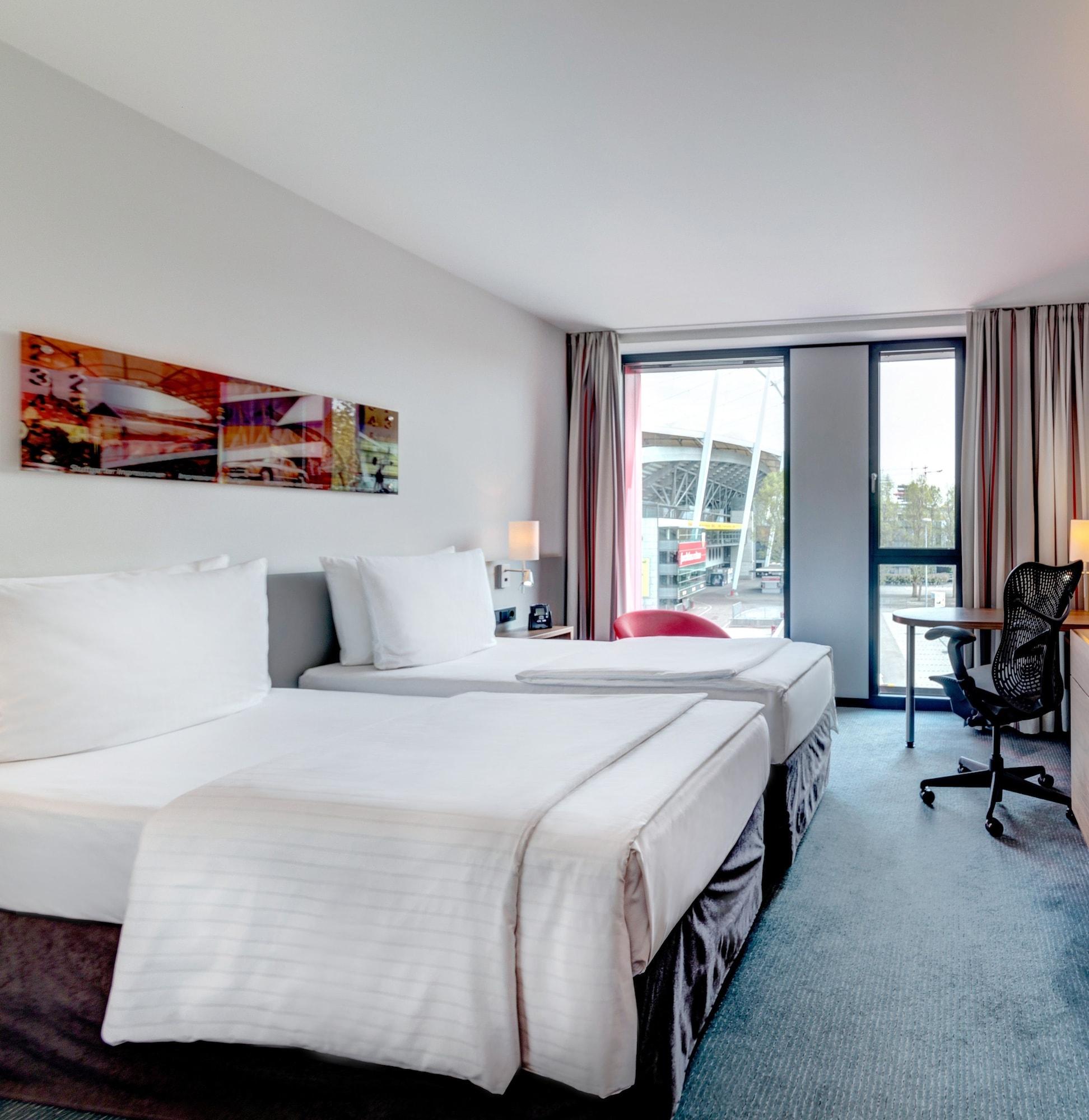 Hotel Hilton Garden Neckarpark 4*