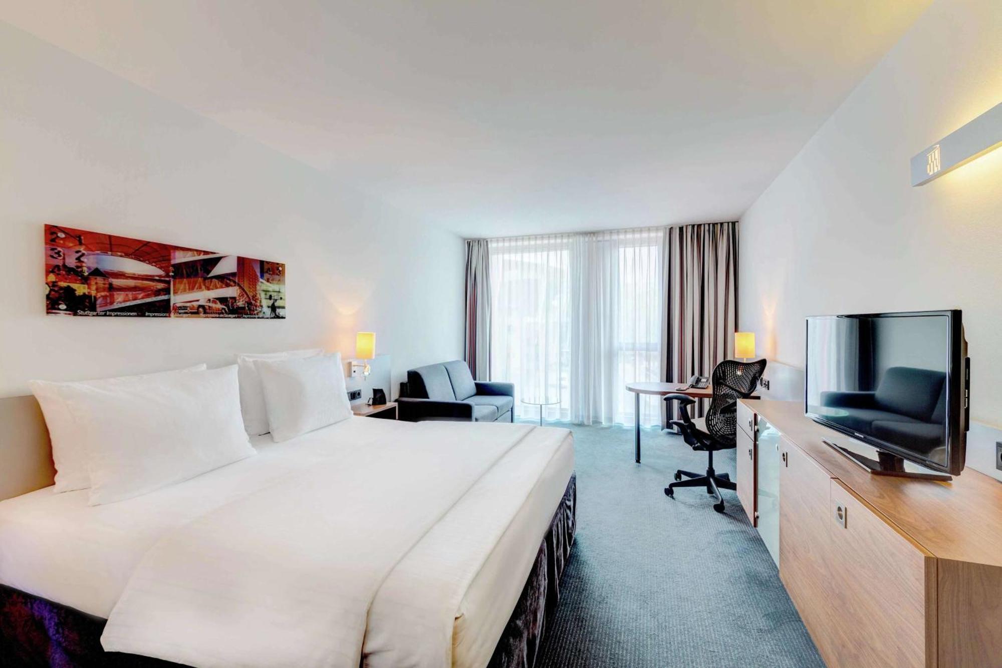 Hilton Garden Neckarpark 4*