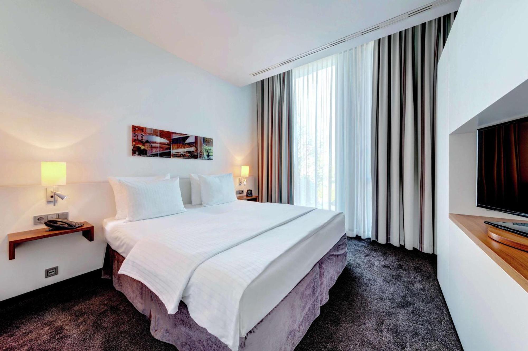 Hilton Garden Neckarpark Stuttgart