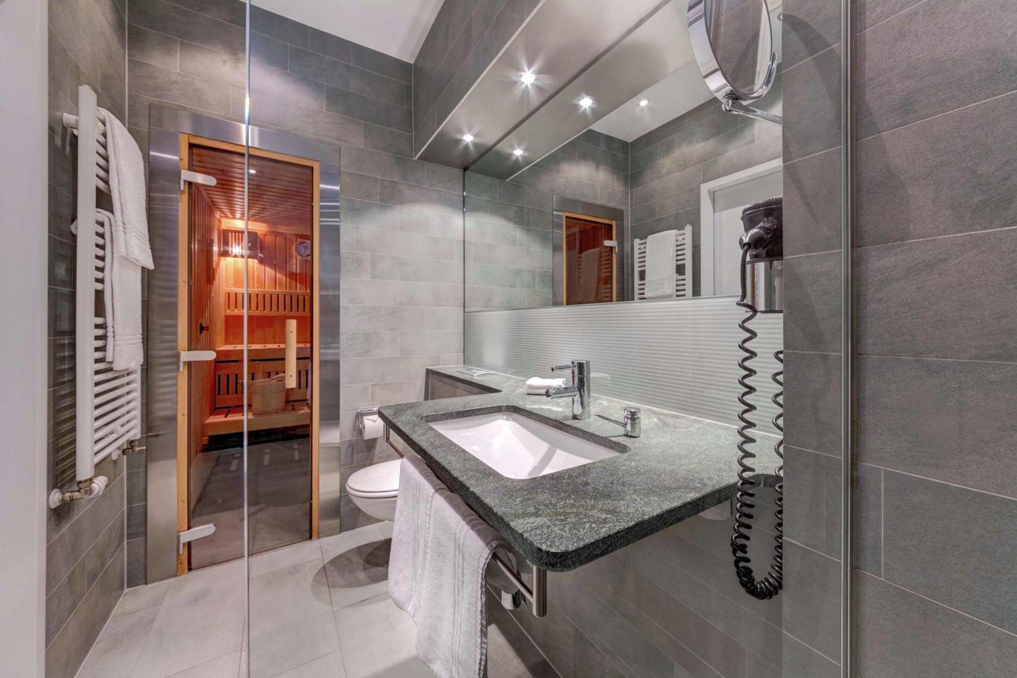 Hilton Garden Neckarpark Stuttgart