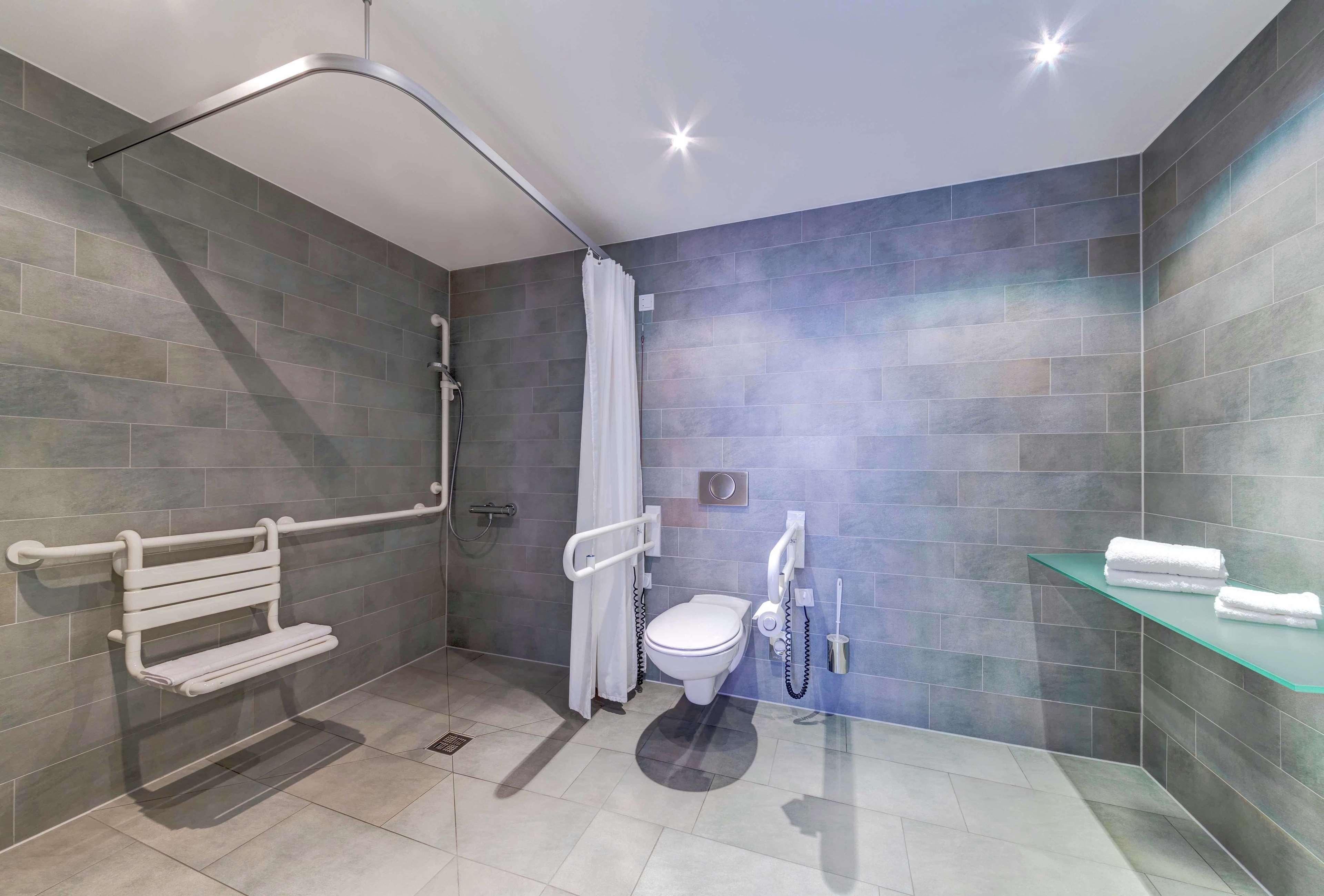 Hilton Garden Neckarpark 4*