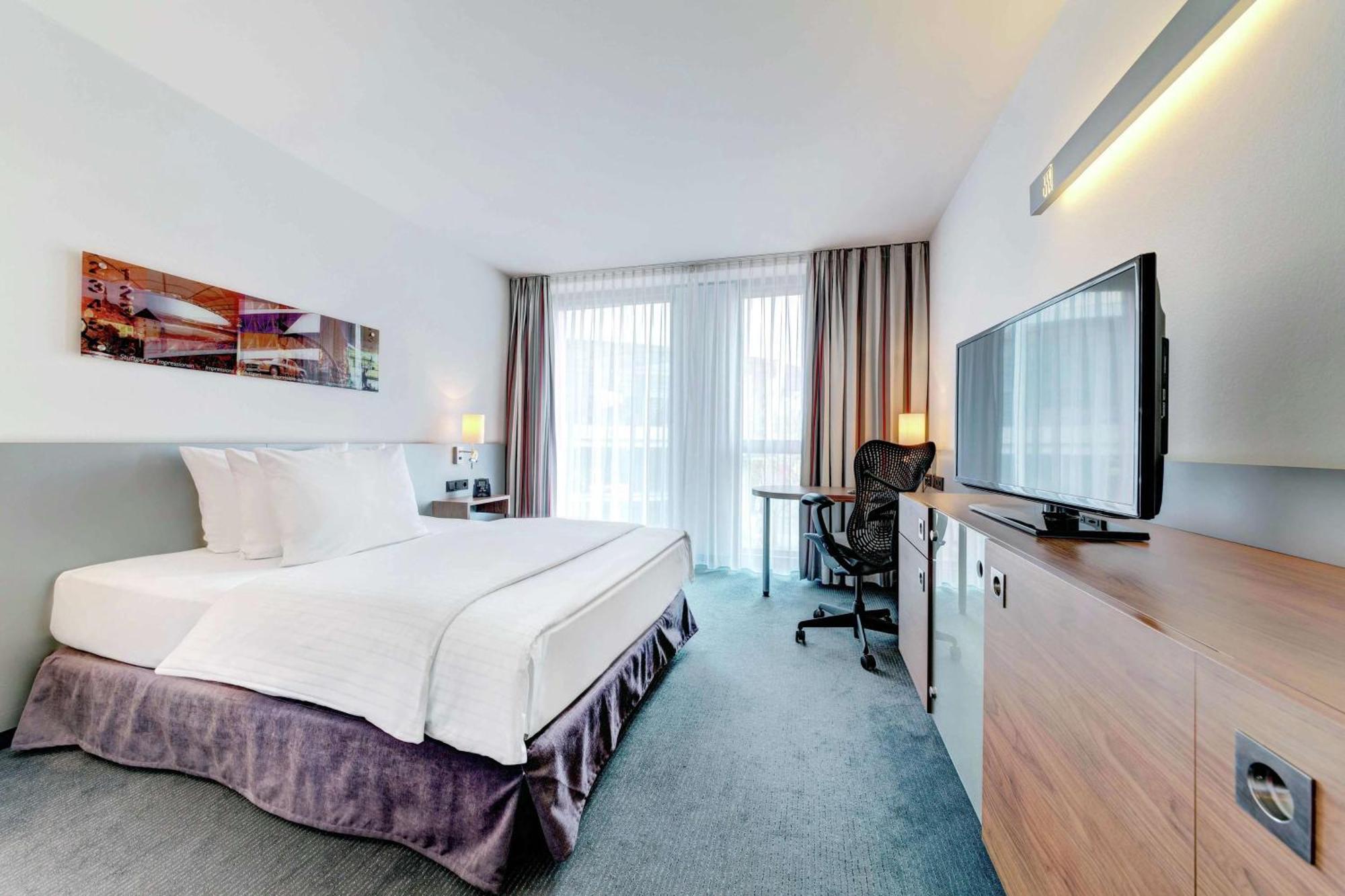 Hilton Garden Neckarpark Hotel Stuttgart