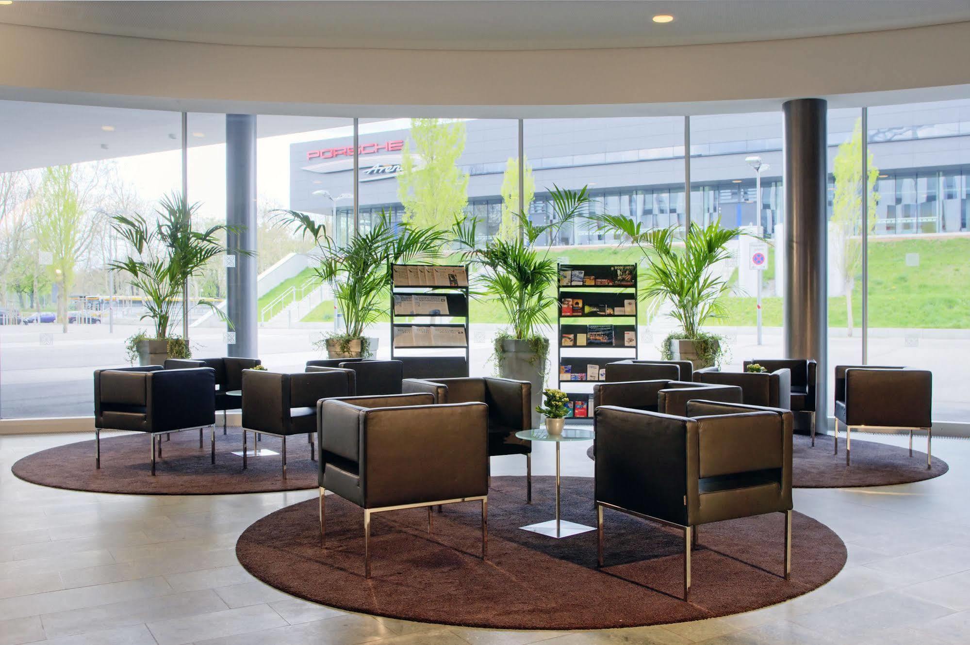 Hilton Garden Neckarpark 4* Stuttgart